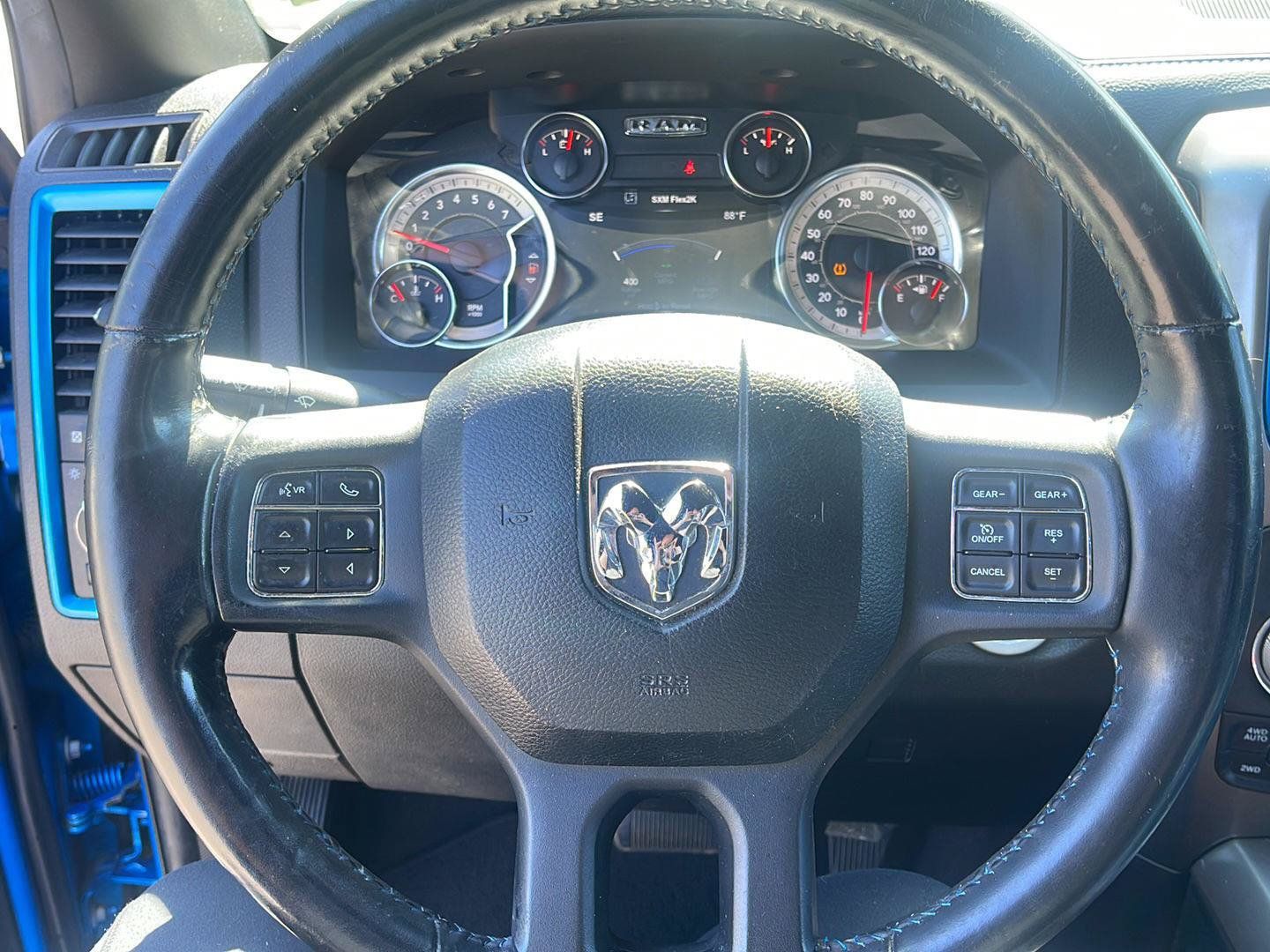 Used 2018 RAM 1500 Sport w/ Hydro Blue Sport Package AWD/4WD image 19