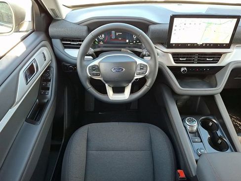 New 2026 Ford Explorer Active AWD/4WD image 11