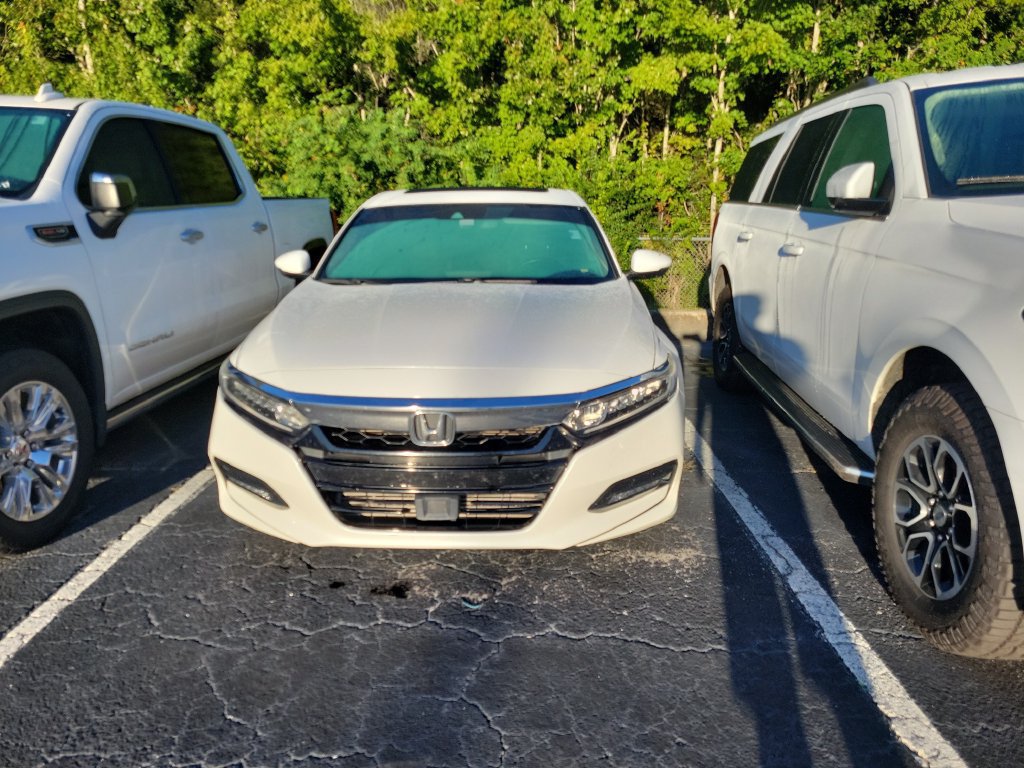 Used 2018 Honda Accord EX-L image 2