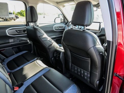 New 2026 Ford Bronco Sport Outer Banks w/ Outer Banks Tech Package+ AWD/4WD image 23