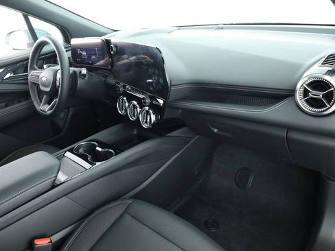 Used 2024 Chevrolet Blazer EV LT image 22