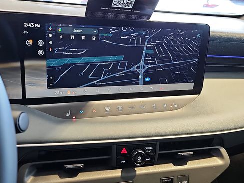 New 2026 Nissan Leaf Platinum+ w/ Cargo Package (Platinum+) image 12