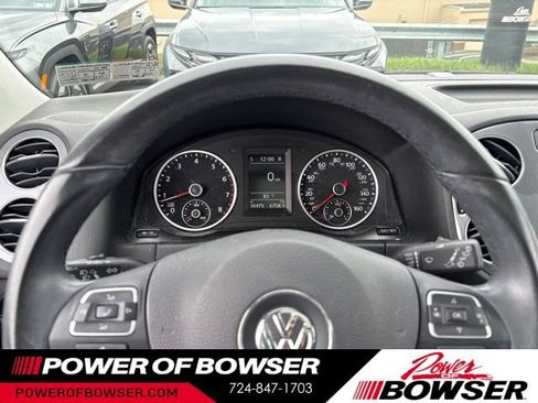 Used 2016 Volkswagen Tiguan SE AWD/4WD image 25