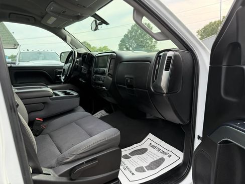Used 2019 Chevrolet Silverado 2500 LT AWD/4WD image 32