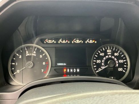 Used 2019 Ford F150 XLT w/ Trailer Tow Package image 9