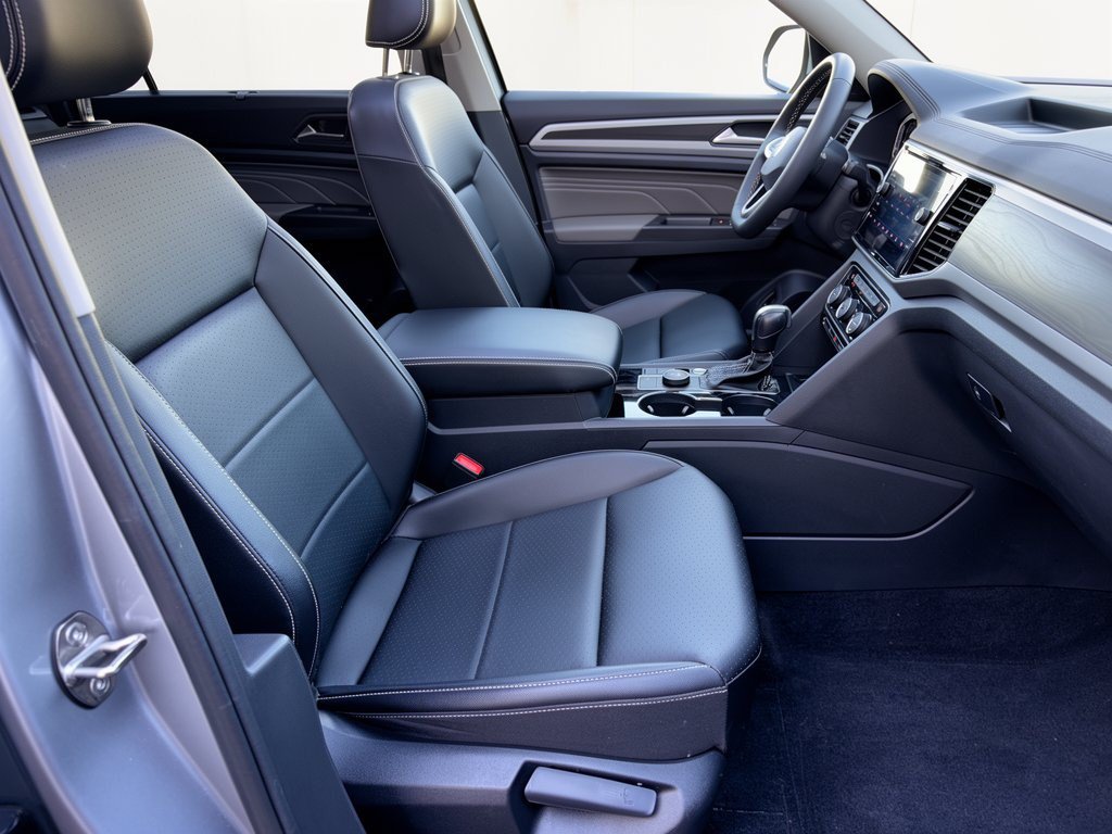 Used 2023 Volkswagen Atlas SE w/ Panoramic Sunroof Package AWD/4WD image 30