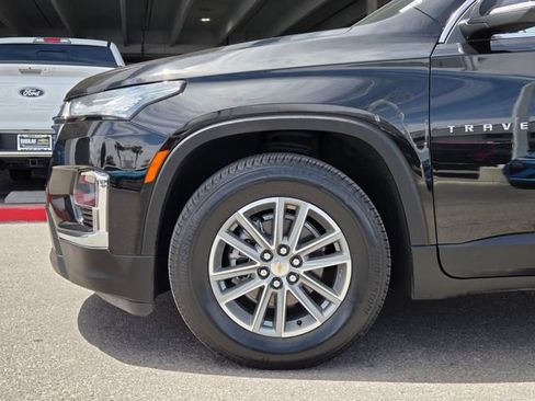 Certified 2023 Chevrolet Traverse LT FWD image 9