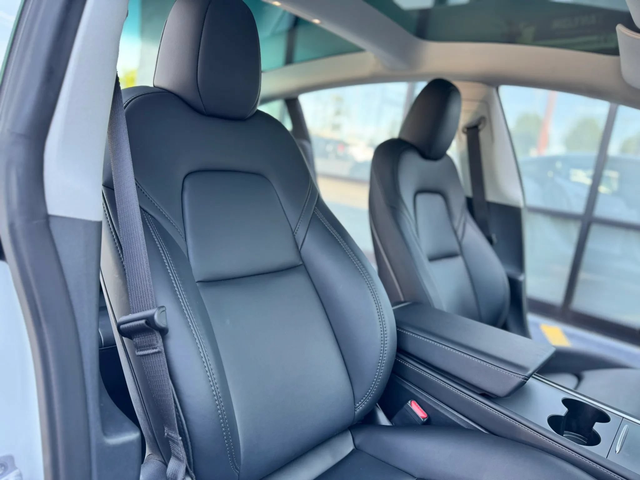 Used 2023 Tesla Model 3 Standard Range RWD image 12