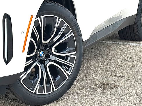New 2026 BMW X3 xDrive30i w/ Premium Package AWD/4WD image 3