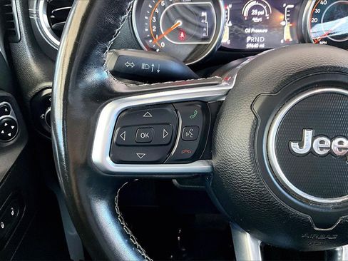 Used 2021 Jeep Wrangler Unlimited Sahara image 11