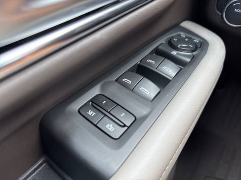 Used 2022 Chevrolet Tahoe LT AWD/4WD image 26
