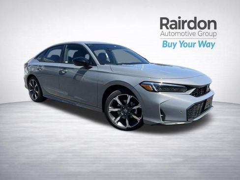 Used 2025 Honda Civic Sport image 1