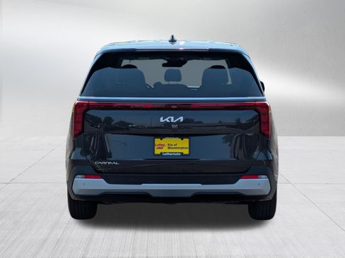 Certified 2026 Kia Carnival FWD image 6