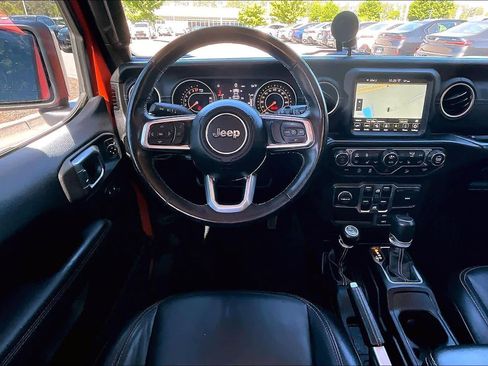 Used 2020 Jeep Wrangler Unlimited Sahara AWD/4WD image 5