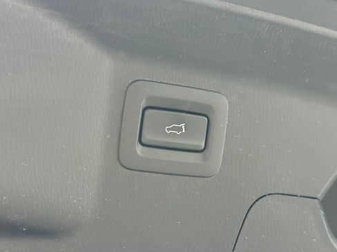 Used 2018 MAZDA CX-9 Signature image 41