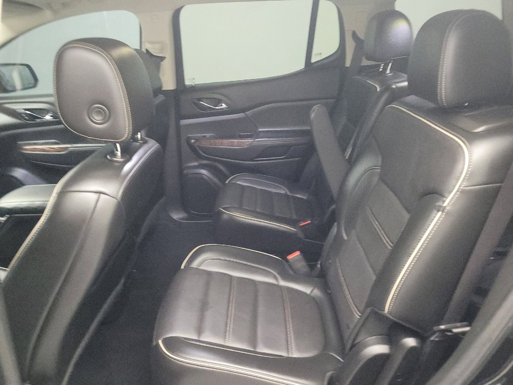 Used 2021 GMC Acadia Denali w/ Denali Technology Package FWD image 18