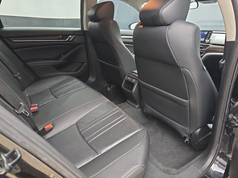 Used 2021 Honda Accord Sport Special Edition image 12