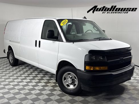 Used 2018 Chevrolet Express 3500 Extended w/ Driver Convenience Package image 1
