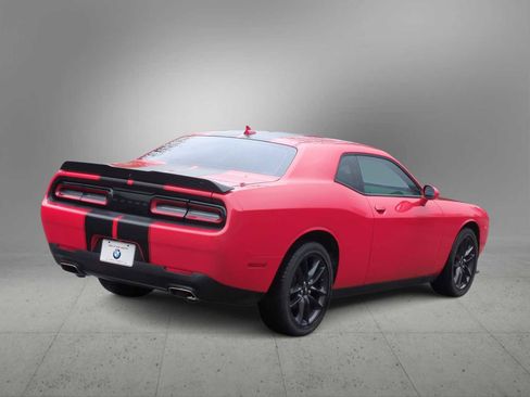 Used 2021 Dodge Challenger GT w/ Plus Package image 8