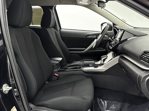 Used 2023 Mitsubishi Eclipse Cross ES image 31