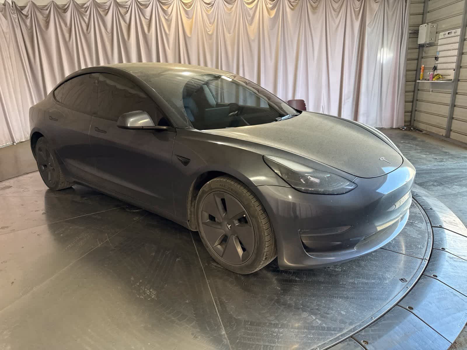 Used 2023 Tesla Model 3 Standard Range RWD image 3