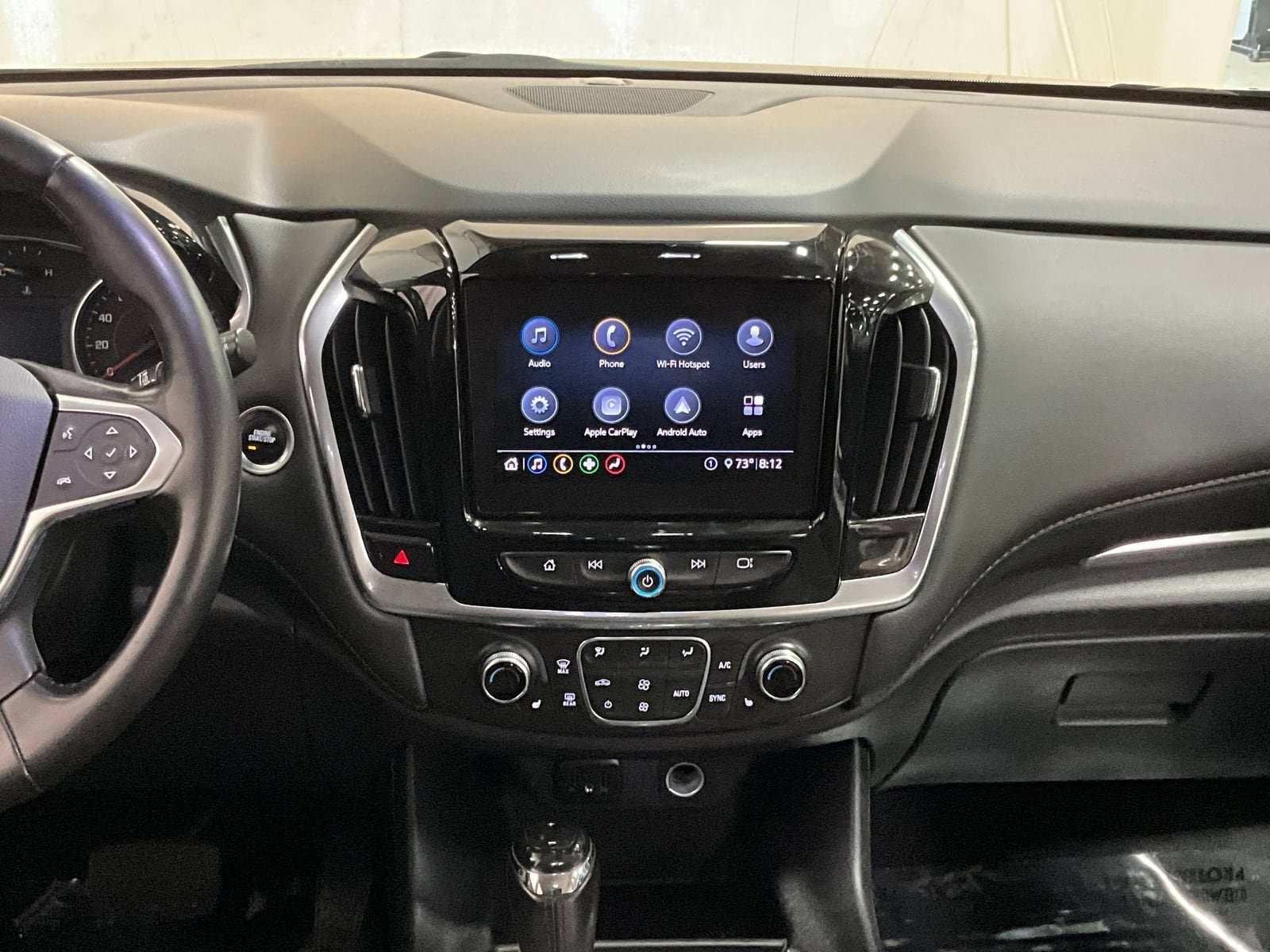 Used 2020 Chevrolet Traverse LT FWD image 8