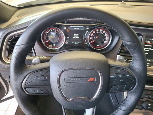 Used 2022 Dodge Challenger R/T Scat Pack w/ Plus Package RWD image 17