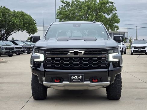 Used 2024 Chevrolet Silverado 1500 ZR2 w/ Technology Package AWD/4WD image 11