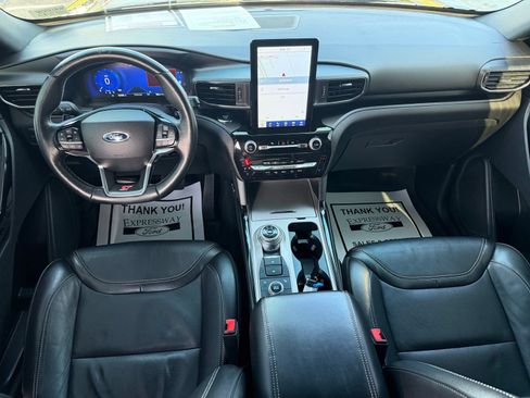 Used 2022 Ford Explorer ST w/ Equipment Group 401A AWD/4WD image 16
