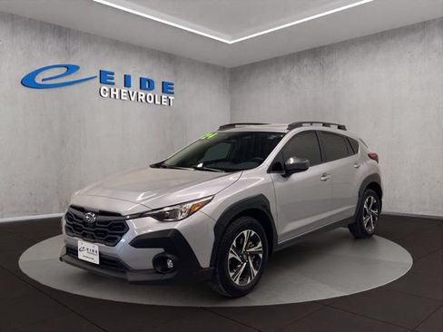 Used 2024 Subaru Crosstrek 2.0i Premium AWD/4WD image 11