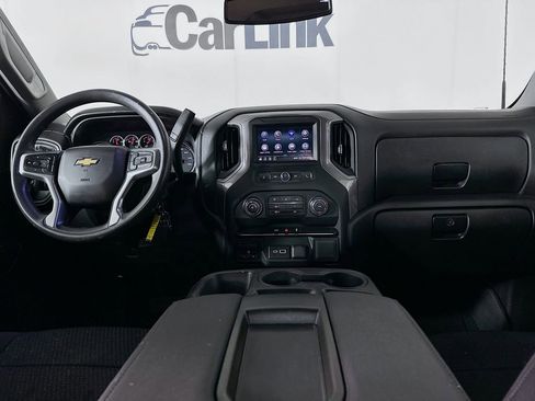 Used 2023 Chevrolet Silverado 2500 Custom w/ Custom Value Package image 23