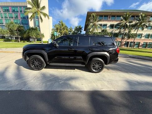 Used 2025 Toyota 4Runner 2WD image 12