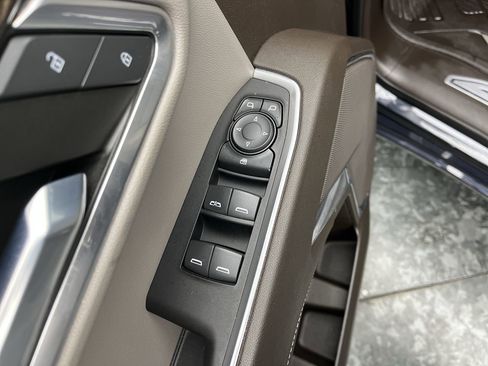 Certified 2023 GMC Sierra 1500 SLE image 9