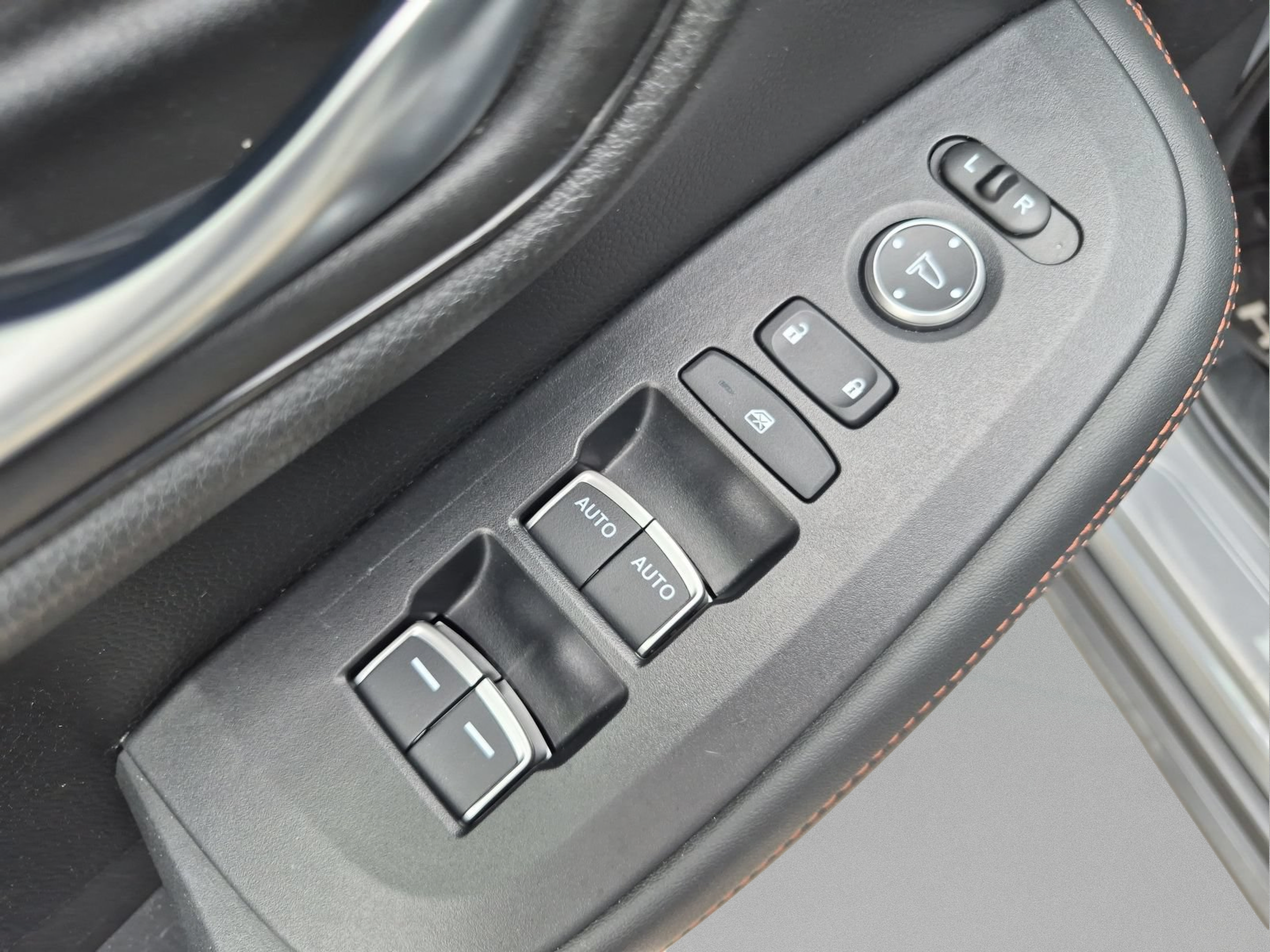 Certified 2024 Honda HR-V Sport image 14