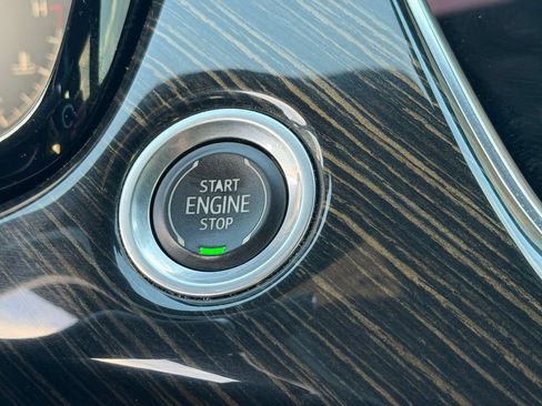 Used 2022 Cadillac XT6 Premium Luxury FWD image 28