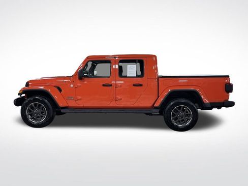 Certified 2020 Jeep Gladiator Overland w/ LED Lighting Group image 2