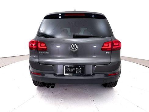 Used 2016 Volkswagen Tiguan SEL FWD image 12