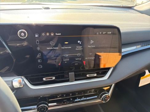 New 2026 Chevrolet Equinox LT w/ Safety and Technology Package FWD image 29