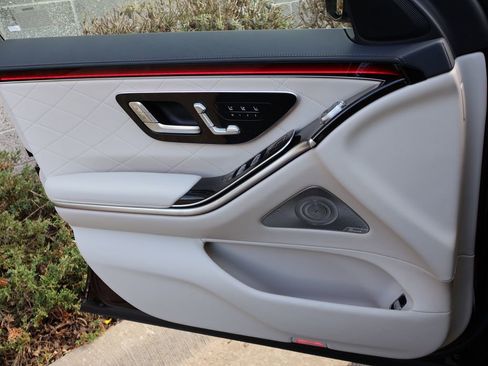 New 2026 Mercedes-Benz S 580 4MATIC Sedan image 37