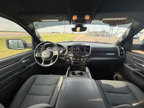 Used 2022 RAM 1500 Big Horn AWD/4WD image 15