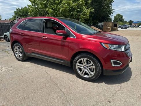 Used 2017 Ford Edge Titanium w/ Equipment Group 301A FWD image 15