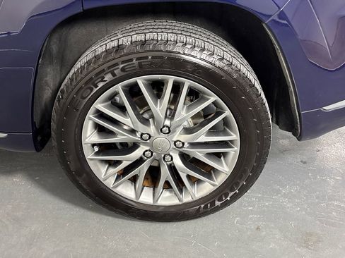 Used 2018 Jeep Grand Cherokee Summit image 36