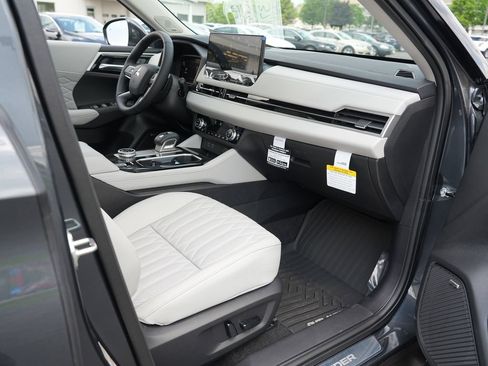 New 2026 Mitsubishi Outlander SEL AWD/4WD image 29