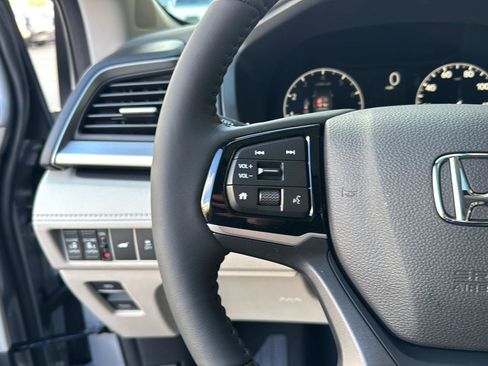 New 2026 Honda Odyssey EX-L image 16