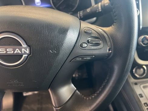Used 2023 Nissan Murano SV image 25