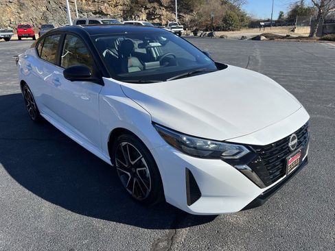 New 2025 Nissan Sentra SR w/ SR Premium Package image 1