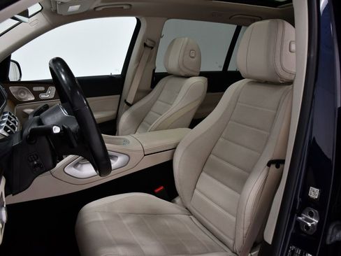 Certified 2022 Mercedes-Benz GLS 450 4MATIC image 19