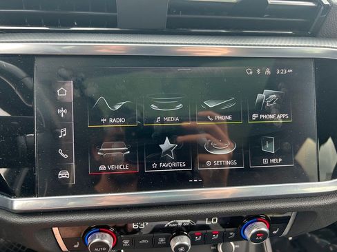 Used 2023 Audi Q3 2.0T Premium image 13