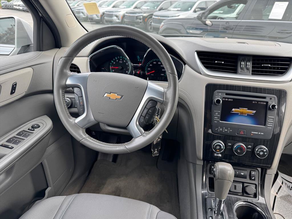 Used 2015 Chevrolet Traverse LT FWD image 13