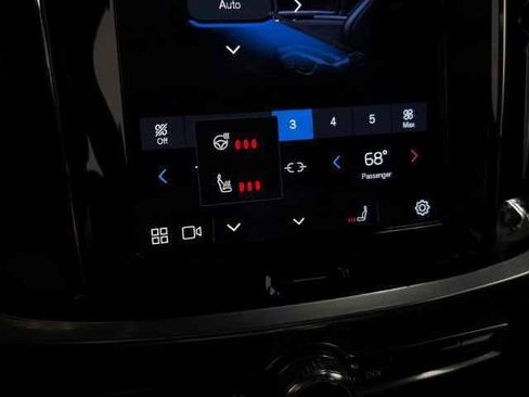 Used 2023 Volvo S60 B5 Plus w/ Climate Package image 27